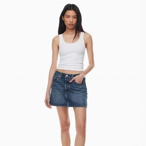 NWT Aritzia Levi’s icon skirt